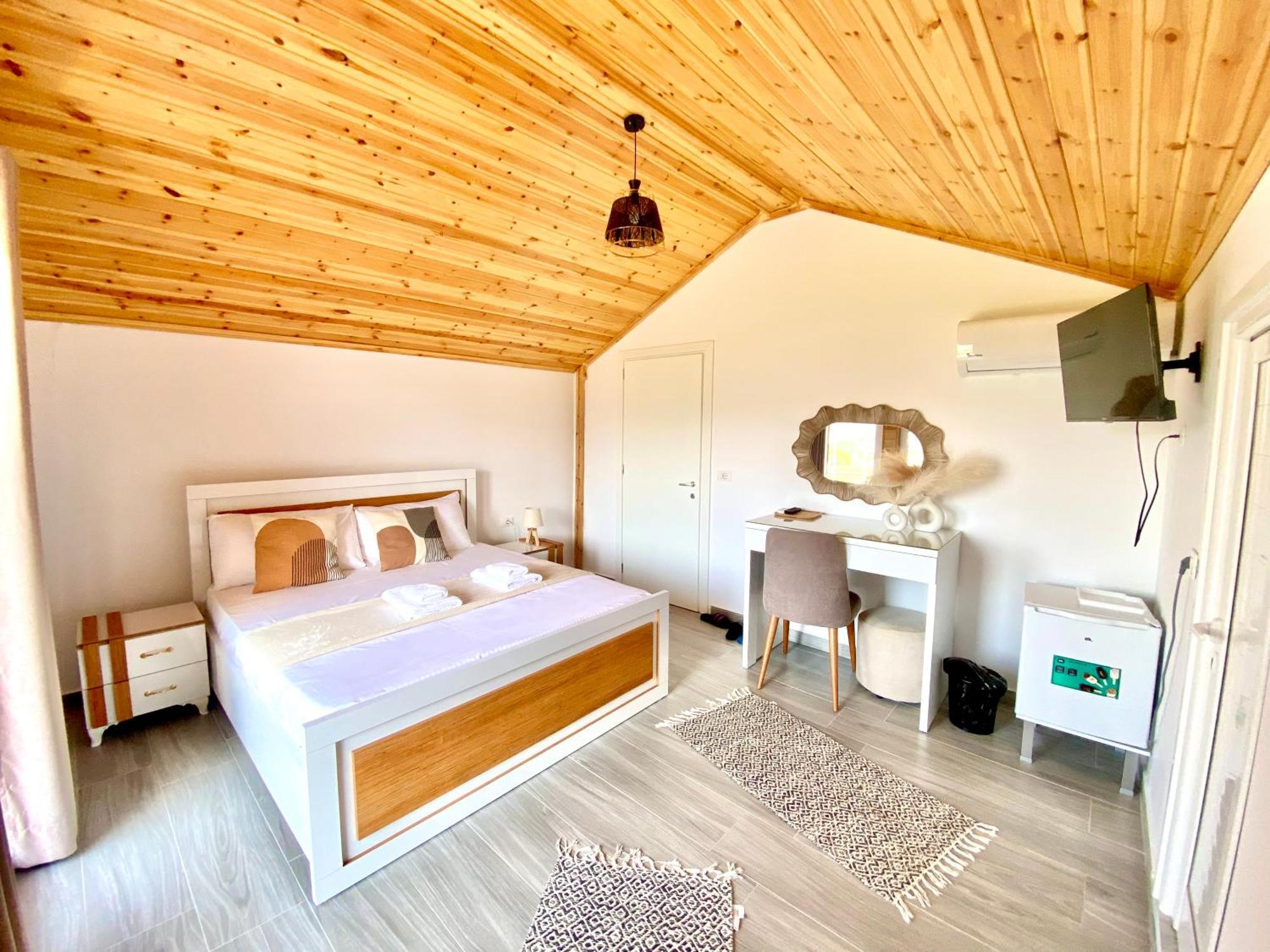 Guest House Rean เบราท ภายนอก รูปภาพ