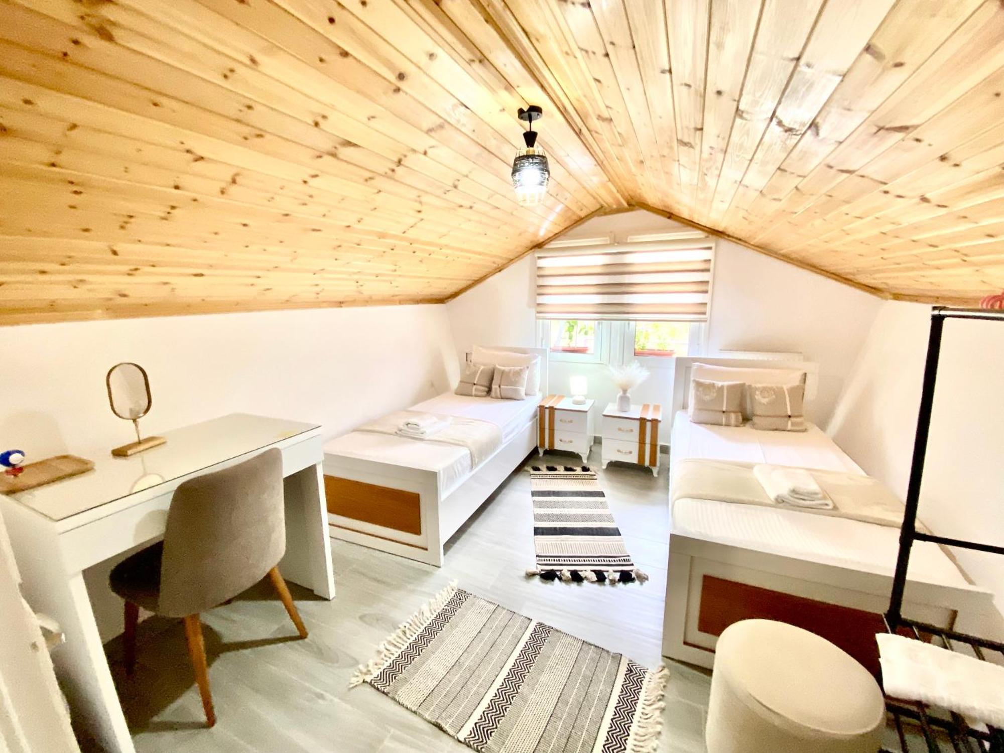 Guest House Rean เบราท ภายนอก รูปภาพ